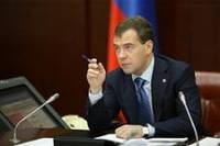 Медведев подписал постановление о введении таможенных пошлин на украинские товары